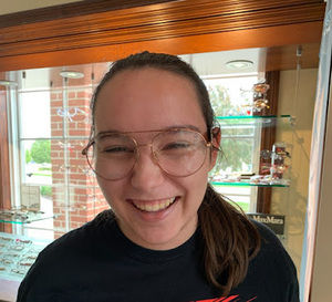 Meet your Posher, Emily